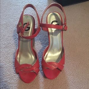 Guess coral/red wedges size 7 1/2