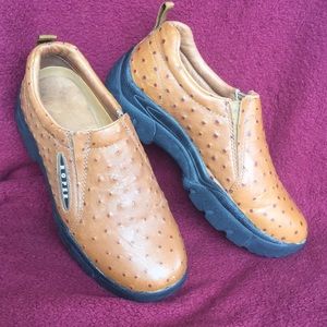 Roper women's ostrich print leather