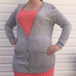Size XL Long Grey Cardigan with Studded Pockets