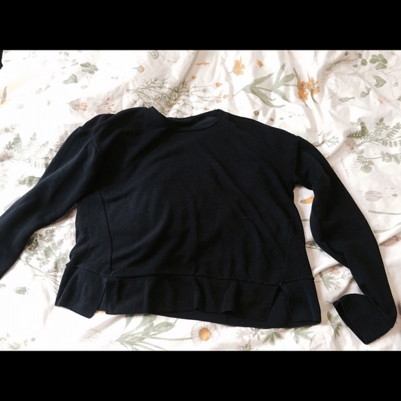 Zara navy pull over sweater