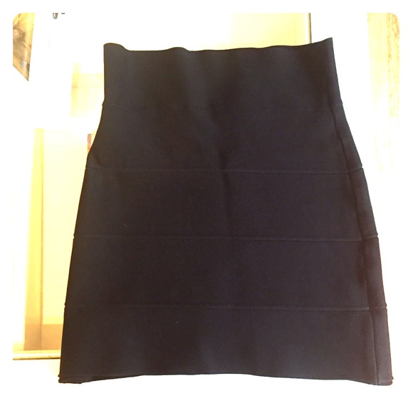 BCBG black mini skirt