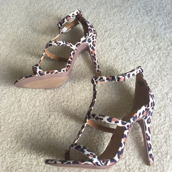 Leopard heels - Picture 3 of 3