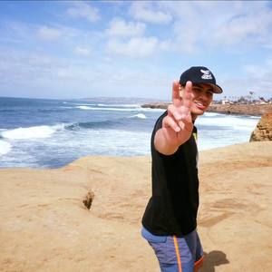 Meet your Posher, Brandon