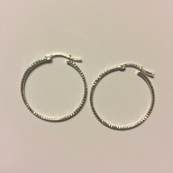 Small Hoop Earrings - Picture 1 of 1