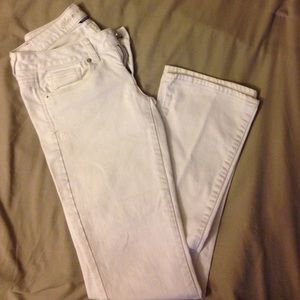 American Eagle white jeans