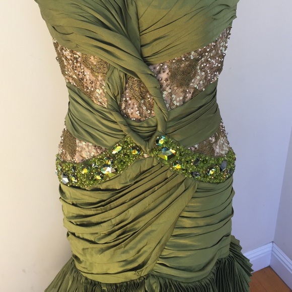 Handmade custom couture silk satin down - Picture 2 of 4