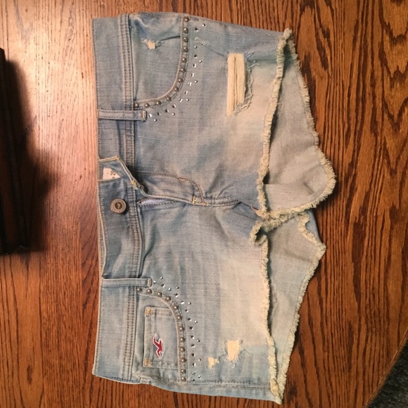 Hollister cut off shorts