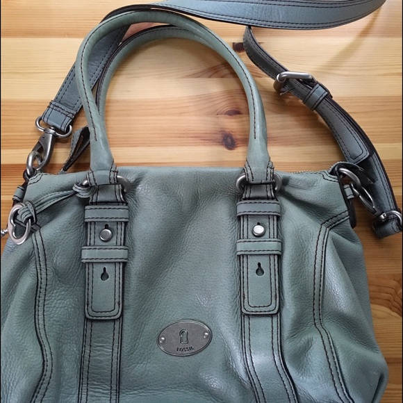 Mint green fossil cross-body!