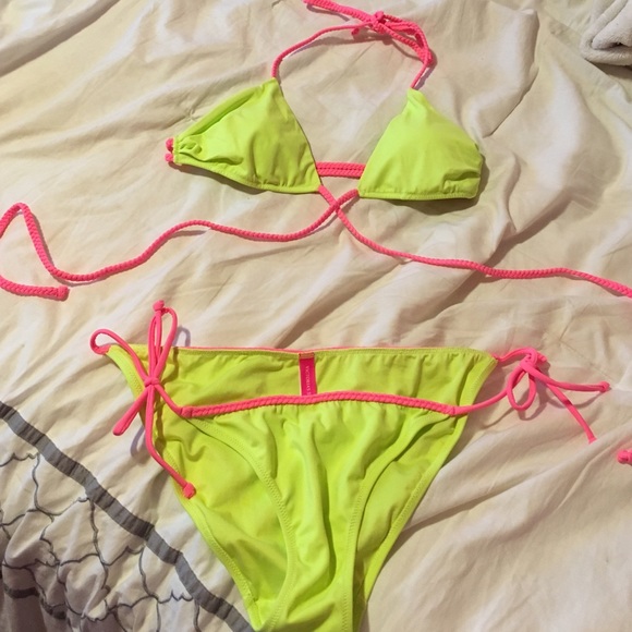 NWOT Victoria's Secret neon bikini