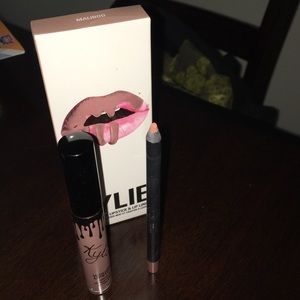 Kylie matte lip kit