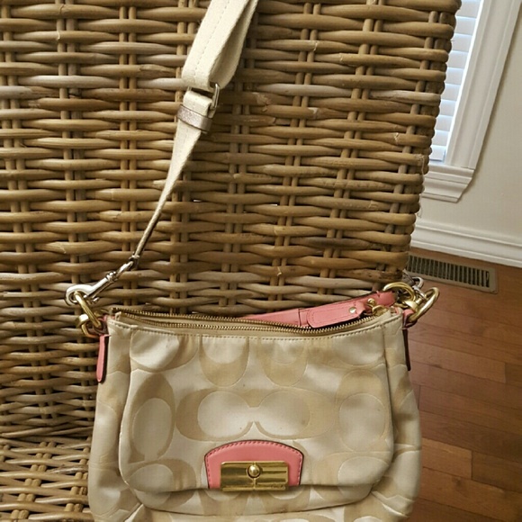 Authentic Coach purse - Picture 2 of 4