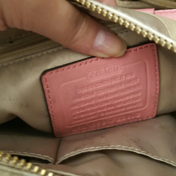 Authentic Coach purse - Picture 3 of 4