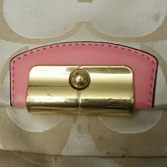 Authentic Coach purse - Picture 4 of 4