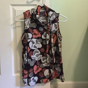 Sleeveless blouse