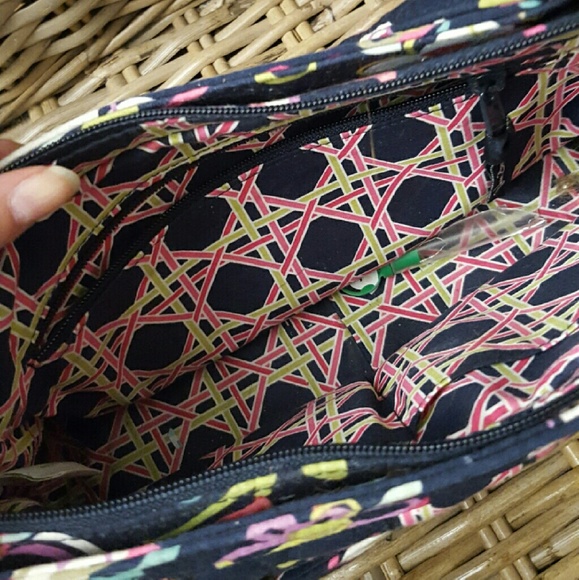 Authentic vera bradley - Picture 2 of 3