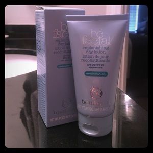 Beauticontrol Facial Replenishing Day Lotion