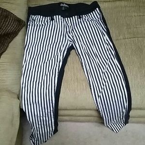 Double Sided Pin Stripe & Black Skinny Jeans