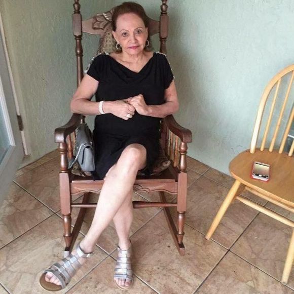 Meet your Posher, Sonia