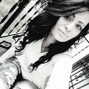 Meet your Posher, Katelyn