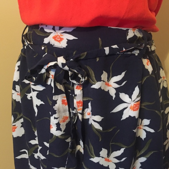 🚫SOLD🚫Complete Outfit! - Picture 2 of 4