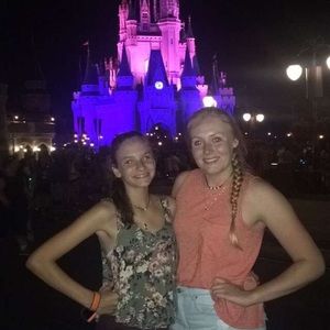 Meet your Posher, Caryn