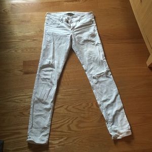 white abercrombie skinny jeans