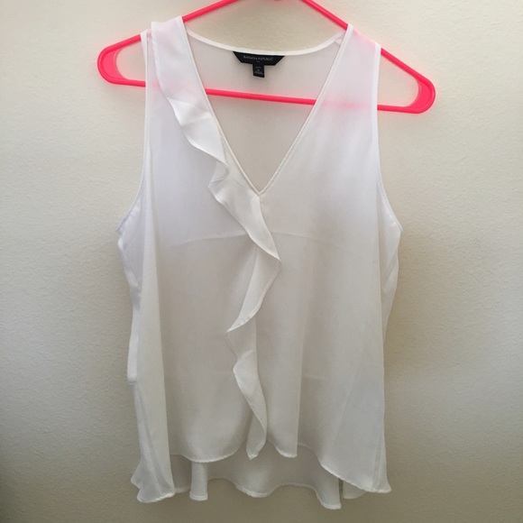 Banana Republic Tops - NWOT BR Sleeveless Blouse