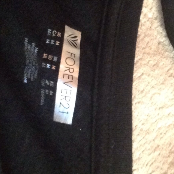 black long sleeve - Picture 3 of 3