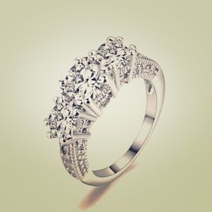 Sz 8.5 White Sapphire/Rhodium Plated Ring