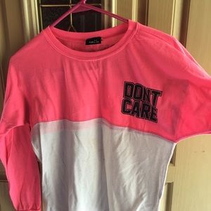 SIZE XS MESSY HAIR DONT CARE LONG SLEEVE TSHIRT