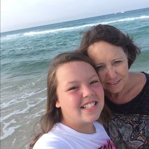 Meet your Posher, Deborah