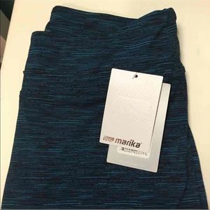 BNWT Marika Capri Yoga Pants- XL Teal/Blk/Blu