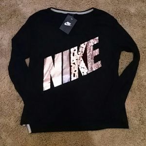 NWT long sleeve black Nike shirt