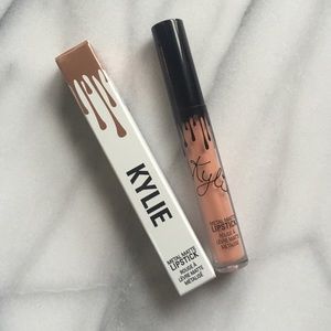 Heir👑 metal matte lipstick