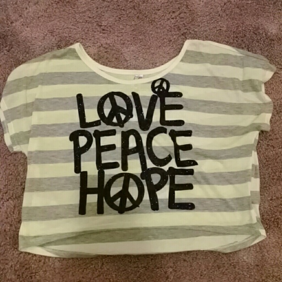 Girls size XL (18 1/2) crop top