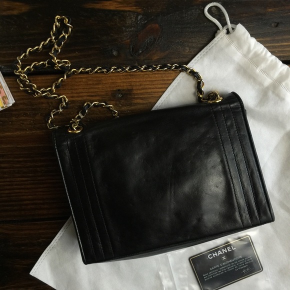 SOLD: Chanel black flap bag with chain - Picture 3 of 4