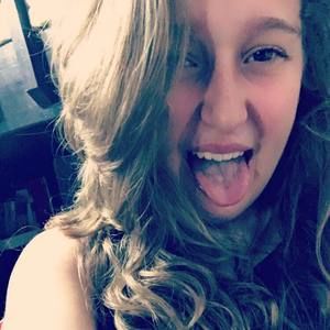 Meet your Posher, Ariell