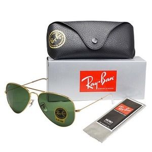 Authentic Ray Ban Dark Green Aviator Sunglasses Authentic Ray Ban Dark Green Aviator Sunglasses