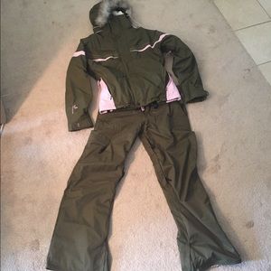 Billabong Ski/Snowboard Suit