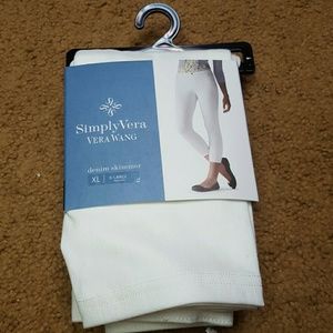 Vera Wang Jeggings