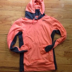 Lululemon pants and Nike sweatshirt bundle
