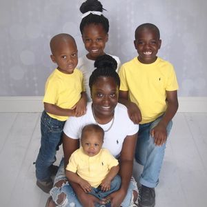 Meet your Posher, Ebonie