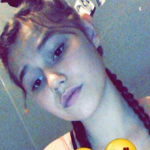 Meet your Posher, Marina