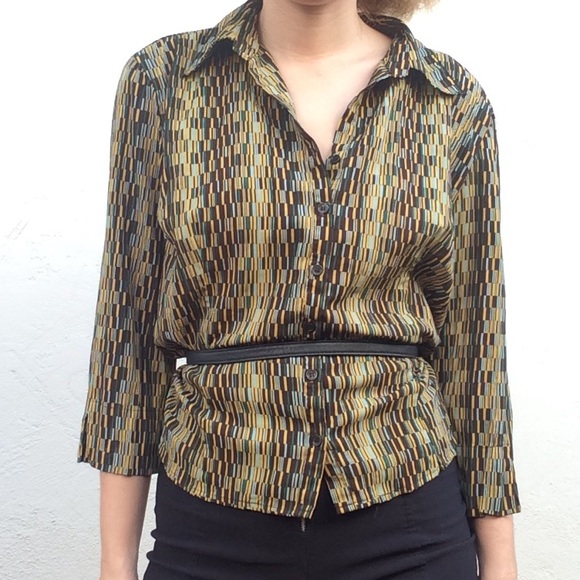 Vintage graphic button up