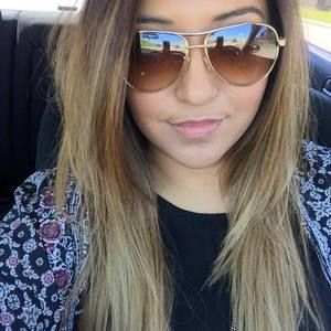 Meet your Posher, Olivia