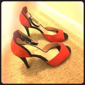 Stilletos- size 7 , mixx shuz brand