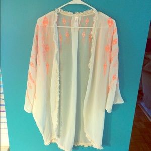 Sheer fringe kimono. Festival