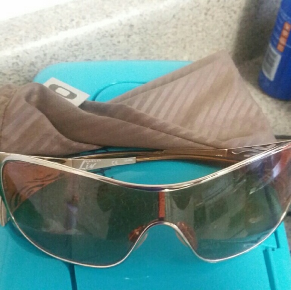 Authentic Oakley Sunglass