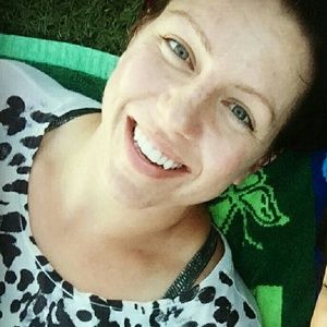 Meet your Posher, Yvette