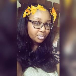 Meet your Posher, Charissa